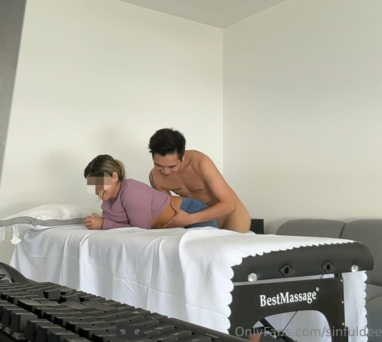 Sinfuldeeds – Portuguese RMT 3rd Appointment Video Leaked