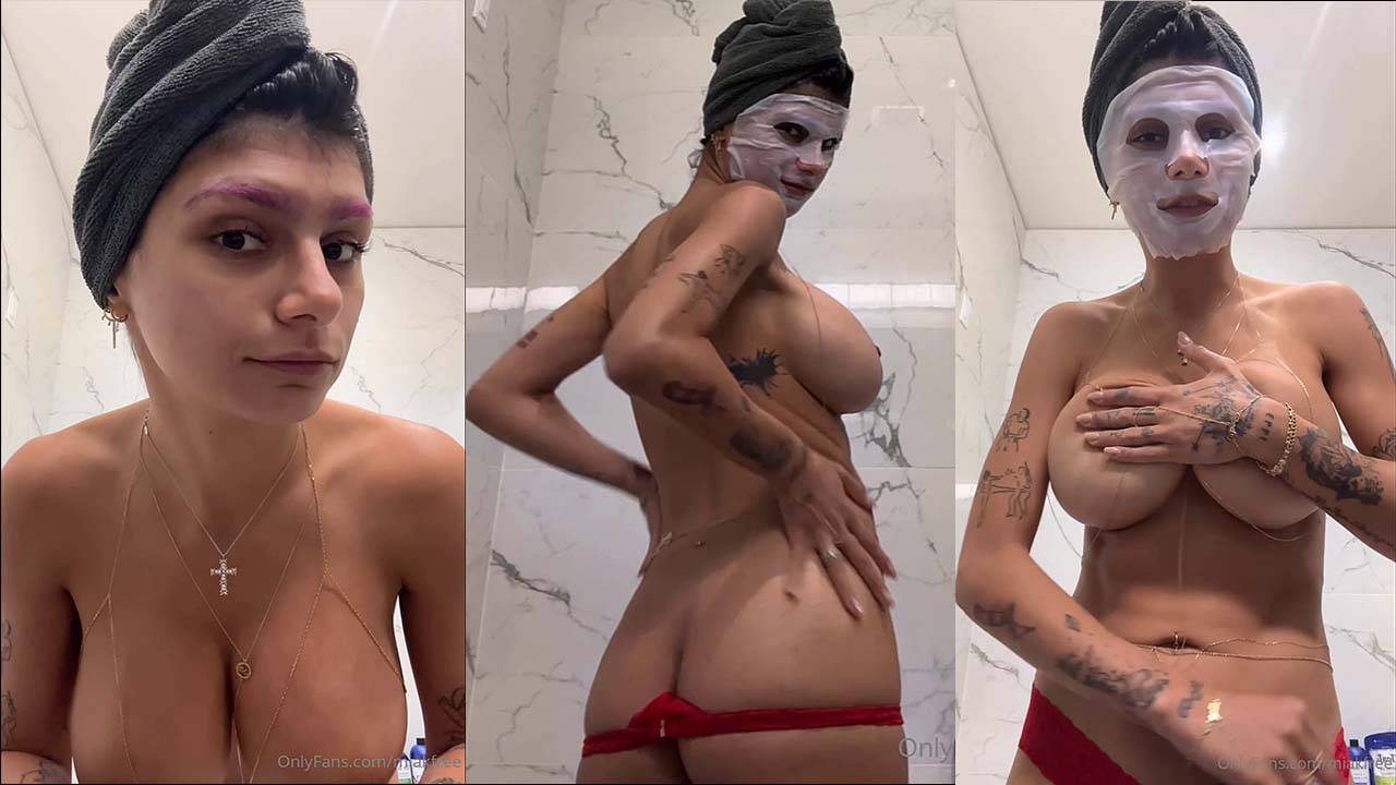 Mia Khalifa – Full Naked Pampering Her Hot Body And Big Boobs