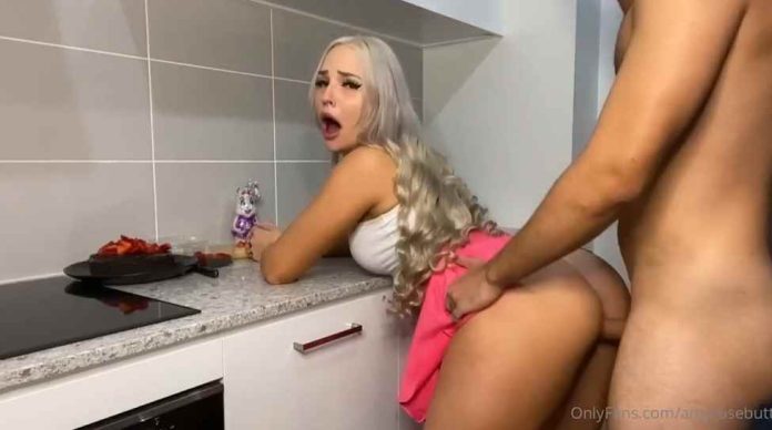 Amyrosebutt Gets Dicked Down While Cooking A Cake Video Leaked