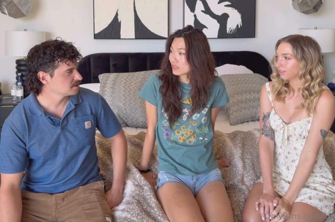 Itsmecat – Threesome With Lucy Mochi Video Leaked