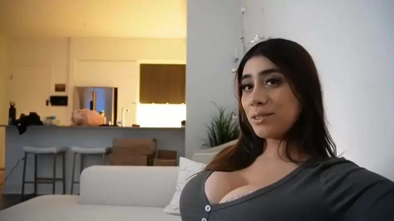 Violet Myers – Netflix And Smash POV Pounding Video Leaked