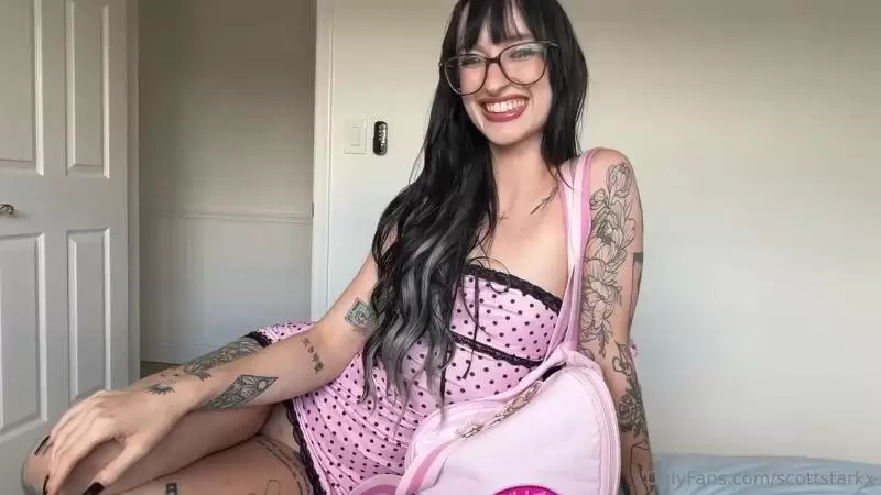 Lena Love – Sharing The Bed with Foreign Exchange Student Video Leaked