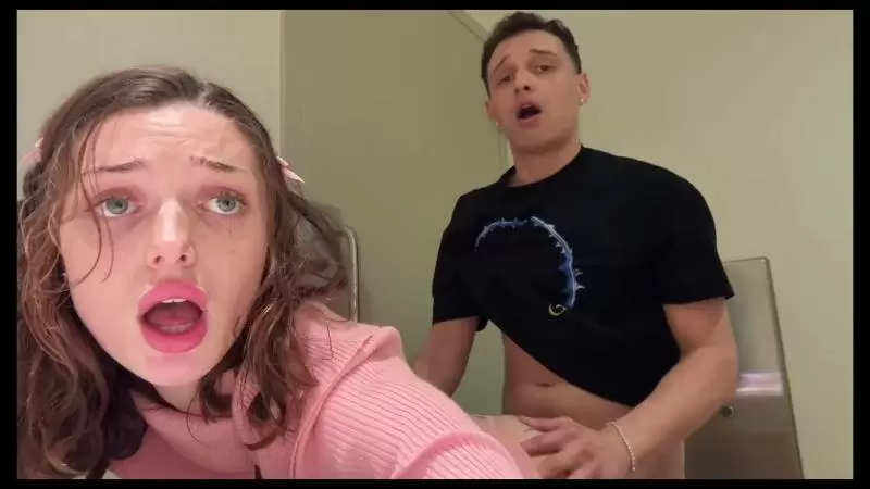 Shrooms Q – Thirsty Girl Drinks Daddy’s Pee In Public Mall Toilet Video Leaked